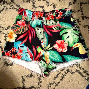 ZARA Black Tropical Highwaisted Jean Shorts size 4